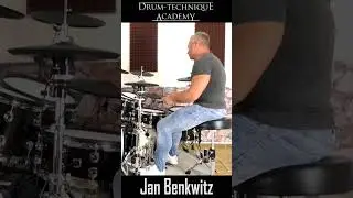 That left foot blast beat at the end 😱 