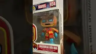 Фигурка Funko POP! Bobble Marvel Holiday Gingerbread Iron Man