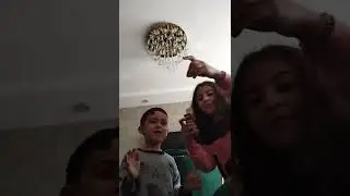 как я играю с братом