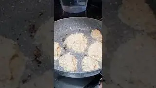 Жарит мюджверы по-мужски @tatyanaobukhova 