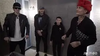 ПАЦАНЫ ЖЁСТКО ФЛЕКСЯТ ПОД МАЙНКРАФТ БОЯ