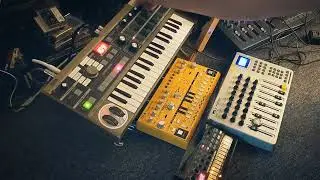 Microkorg / TD-3 / Volca Beats - Live Acid Jam 2
