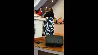 Leona LaShon sings Deliver Me x Donald Lawrence