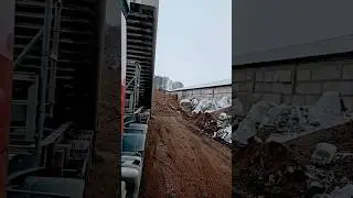 Unloading a tonar. How to unload without falling. Part #2 
