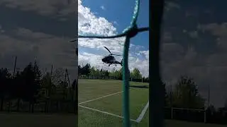 вертоліт на полі!!!!!