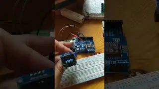 ESP8266 D1 arduino uno board and oled
