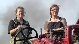 Lady Traction Engine Drivers - Marshall Traction Engine Princess Mary NO1213