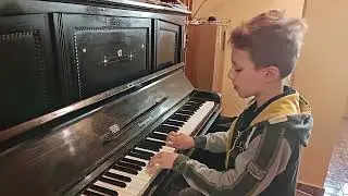 Lukáš Bátor: Přidej se k nám (Consider Yourself)