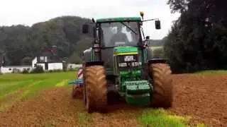 Bodenbearbeitung: John Deere 6910 & Lemken Karat 9