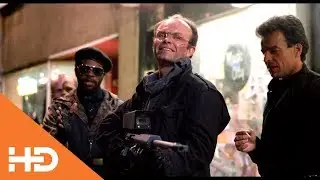 Боддикер показывает новое оружие ✦ Робокоп (1987)