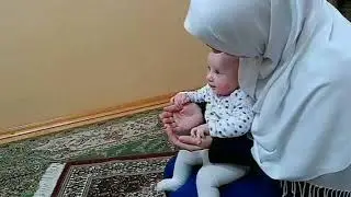 Гайри ту дар ин олами вайрона касе нес