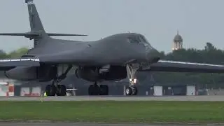 B-1B Lancer Departs From Wittman International Airport