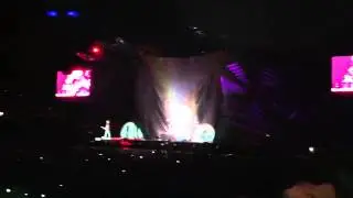 5SOS - Superhero (TMH Tour: o2, London 23/2)