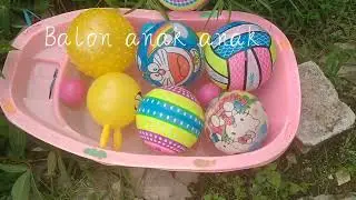 Menemukan banyak bola!!!bola basket,bola sepak, bola Doraemon,bola tanduk disamping rumah