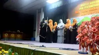 Majlis Ikhtifal Taski Tunas Mukmin 2013 - Anugerah cikgu berkhidmat lama - Video 1
