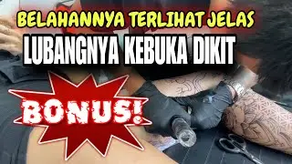 BELAHANNYA TERLIHAT JELAS DAN LUBANGNYA KEBUKA DIKIT