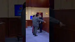 Yang Mulia I MAIN HAKIM SENDIRI 