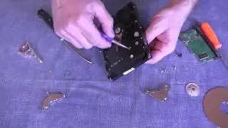 How to disassemble a hard drive
