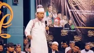 Jama'ah nakal mau nyium ustadz Dasa'at