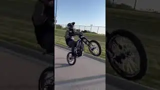 ELECTRIC WHEELIE ⚡️