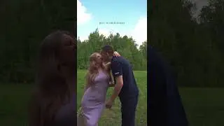 А мы с мужем под деревом❤️