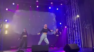 82. Вот сюда я пропала на год))