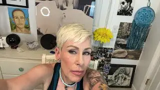 Sloan Bella is going live!