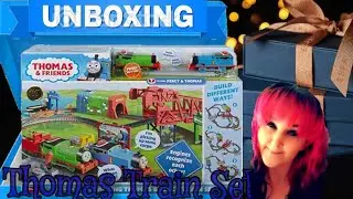 Thomas Train Set - Unboxing, Assembly & Play
