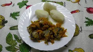 Как вкусно приготовить сельдь? Тушёная сельдь с овощами.