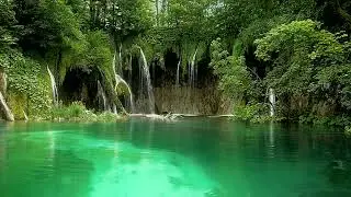 Футаж №259 Фон -  Озеро и водопады