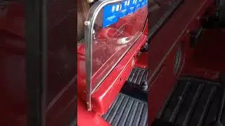 You love old cars