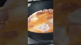 Готовим яичницу