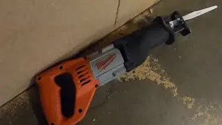 Milwaukee 6519-30 Reciprocal Saw (SawZall)