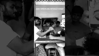 ARM WRESTLING WITHOUT STRAP OR WITH STRAP?? 🥷🏻 #armwrestling #armwrestler #prayagraj