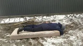 СУМАСШЕДШИЙ ДЕД УПАЛ НА МАТРАС