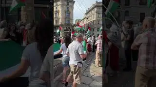 Calling for the freedom of Palestinians in Milan, Italy | Niloy Alamgir #shorts