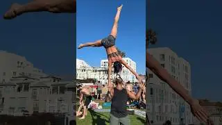 How long does it take to learn to one arm? #handstandworkout #santamonica