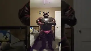 The Biggest Cat, Archer ‐ Inflatable Latex Suit Inflation (III)
