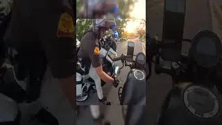 Moto cop takes biker's keys 😱 (via used.rubber/ig)
