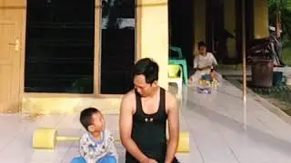 M Denis Prayoga _ bocah nurut cium ketek papah