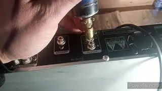 Как вытащить сломанный штекер RCA из гнезда !
