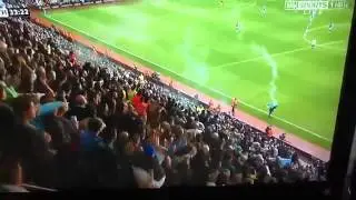 Фан Тоттенхэма зарядил в лайнсмена дымовой шашкой