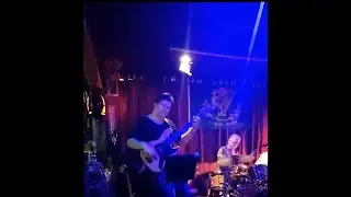 Joseph Pernicano Fretless Bass solo
