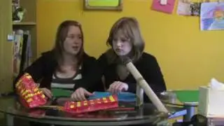 Ling-Ting And Chilli Present The News.