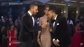 La Llegada De El Alfa A los Premios Soberano 2019 Junto A su Mujer