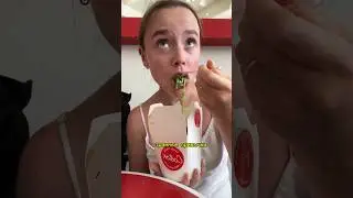 СТРАННЫЕ ПРИВЫЧКИ #питание #обзор #влог #влогикаждыйдень #shorts #чтояемзадень #чтояем #похудение