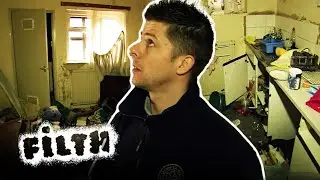 Visiting the Filthiest Flat in England | Filth