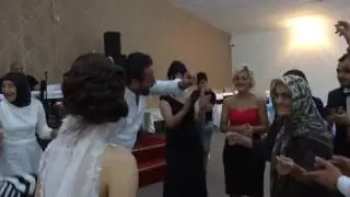 82lik nenenin torunlarıyla oyunu