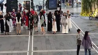 Street Fashion Show.Уличная тусовка в новом формате