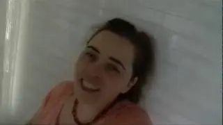 Я умирала со смеху.
